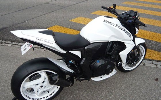 Umgebautes Motorrad Honda CB 1000 R von Direct Performance - Bild 11 Umgebautes Motorrad Honda CB 1000 R von Direct Performance - Bild 11