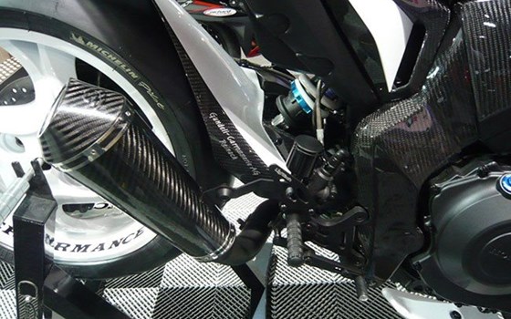 Umgebautes Motorrad Honda CB 1000 R von Direct Performance - Bild 18 Umgebautes Motorrad Honda CB 1000 R von Direct Performance - Bild 18