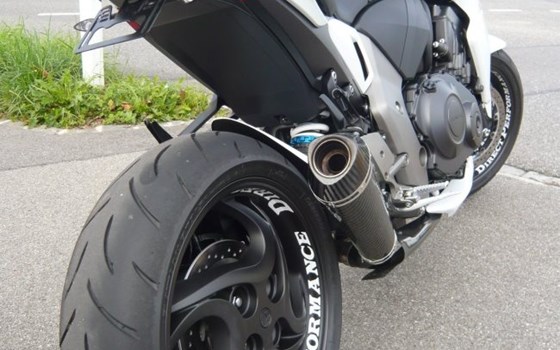 Umgebautes Motorrad Honda CB 1000 R von Direct Performance - Bild 5 Umgebautes Motorrad Honda CB 1000 R von Direct Performance - Bild 5