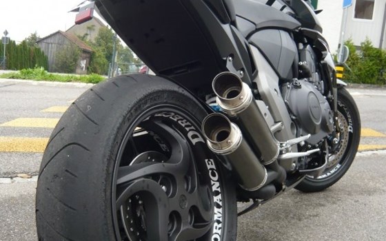 Umgebautes Motorrad Honda CB 1000 R von Direct Performance - Bild 8