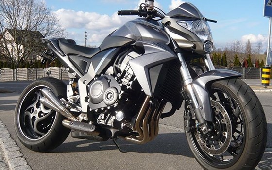 Umgebautes Motorrad Honda CB 1000 R von Direct Performance - Bild 1 Umgebautes Motorrad Honda CB 1000 R von Direct Performance - Bild 1