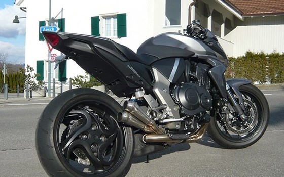 Umgebautes Motorrad Honda CB 1000 R von Direct Performance - Bild 2 Umgebautes Motorrad Honda CB 1000 R von Direct Performance - Bild 2