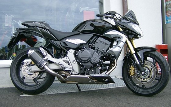 Umgebautes Motorrad Honda CB 600 F Hornet von Direct Performance - Bild 4 Umgebautes Motorrad Honda CB 600 F Hornet von Direct Performance - Bild 4