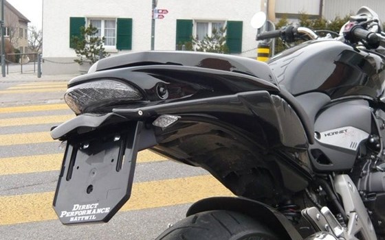 Umgebautes Motorrad Honda CB 600 F Hornet von Direct Performance - Bild 2 Umgebautes Motorrad Honda CB 600 F Hornet von Direct Performance - Bild 2