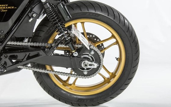 Umgebautes Motorrad Honda CB 1100 von Direct Performance - Bild 8 Umgebautes Motorrad Honda CB 1100 von Direct Performance - Bild 8