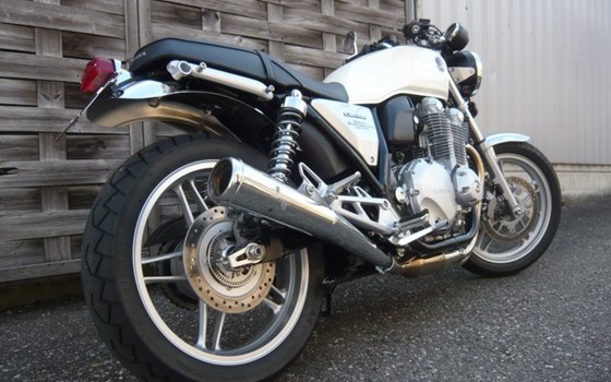 Umgebautes Motorrad Honda CB 1100 von Direct Performance - Bild 7 Umgebautes Motorrad Honda CB 1100 von Direct Performance - Bild 7