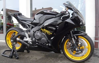 Honda CBR1000RR Fireblade Custom Bike Honda CBR1000RR Fireblade Custom Bike