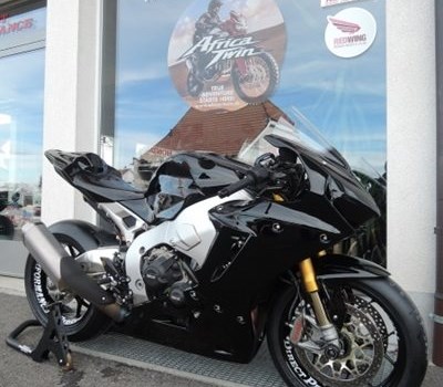 Umgebautes Motorrad Honda CBR1000RR Fireblade von Direct Performance - Bild 3 Umgebautes Motorrad Honda CBR1000RR Fireblade von Direct Performance - Bild 3