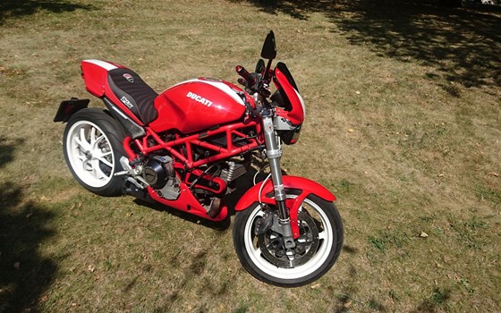 Umgebautes Motorrad Ducati Monster S2R 1000 von specialedition - Bild 8 Umgebautes Motorrad Ducati Monster S2R 1000 von specialedition - Bild 8