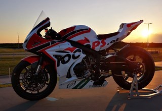 Suzuki GSX-R 1000 Suzuki GSX-R 1000