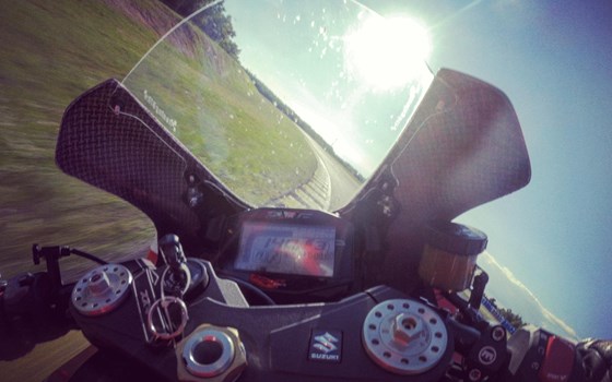 Umgebautes Motorrad Suzuki GSX-R 1000 von Nils - Bild 6 Umgebautes Motorrad Suzuki GSX-R 1000 von Nils - Bild 6