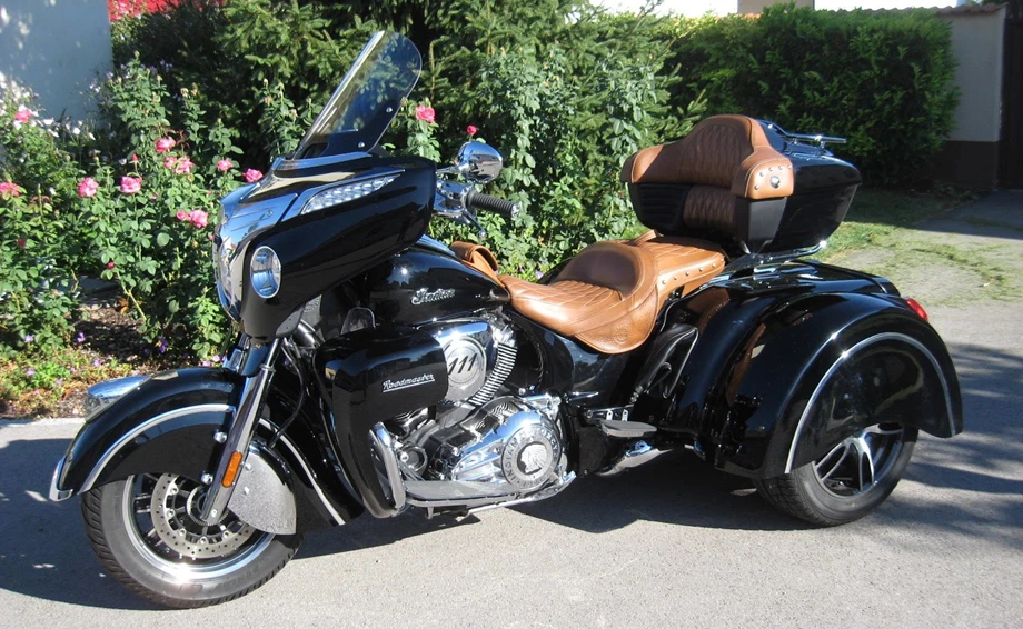 Umbgebautes Motorrad Indian Roadmaster Bild 12: Umbgebautes Motorrad Indian Roadmaster