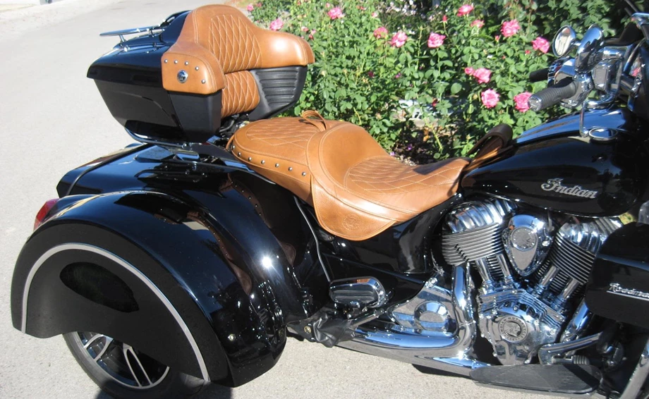 Umbgebautes Motorrad Indian Roadmaster Bild 5: Umbgebautes Motorrad Indian Roadmaster