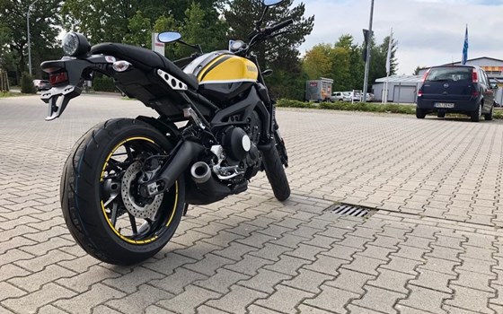 Umgebautes Motorrad Yamaha XSR900 von Natuschke & Lange - Bild 7 Umgebautes Motorrad Yamaha XSR900 von Natuschke & Lange - Bild 7