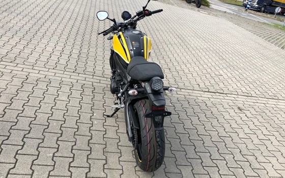 Umgebautes Motorrad Yamaha XSR900 von Natuschke & Lange - Bild 8 Umgebautes Motorrad Yamaha XSR900 von Natuschke & Lange - Bild 8