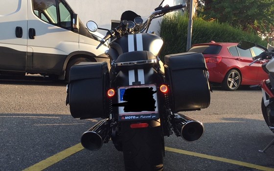 Umgebautes Motorrad Triumph Rocket III Roadster von IL MOTO  Motorradhandel und Reparaturwerkstätte GesmbH - Bild 3 Umgebautes Motorrad Triumph Rocket III Roadster von IL MOTO  Motorradhandel und Reparaturwerkstätte GesmbH - Bild 3