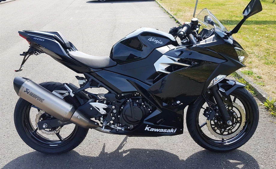 Umbgebautes Motorrad Kawasaki Ninja 400 Bild 3: Umbgebautes Motorrad Kawasaki Ninja 400