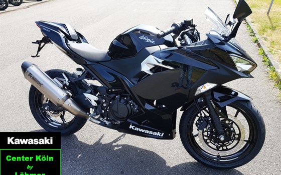 Umgebautes Motorrad Kawasaki Ninja 400 von Motorradhaus Löhmer GmbH - Bild 1 Umgebautes Motorrad Kawasaki Ninja 400 von Motorradhaus Löhmer GmbH - Bild 1