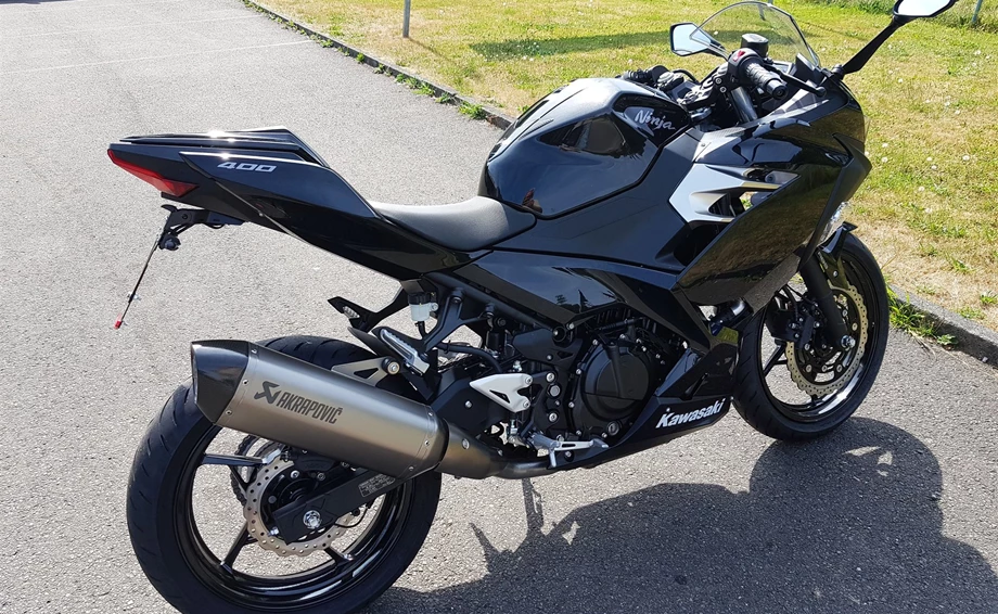 Umbgebautes Motorrad Kawasaki Ninja 400 Bild 4: Umbgebautes Motorrad Kawasaki Ninja 400