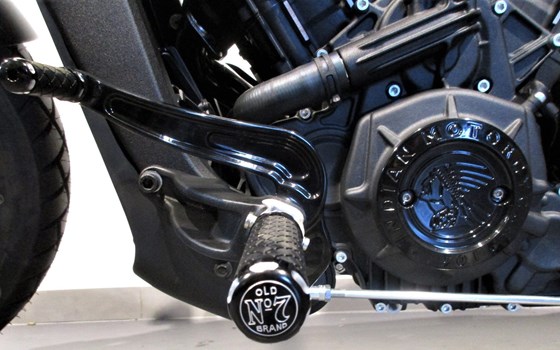 Umgebautes Motorrad Indian Scout Bobber 1131 von Motorrad Kreiselmeyer GmbH - Bild 13 Umgebautes Motorrad Indian Scout Bobber 1131 von Motorrad Kreiselmeyer GmbH - Bild 13