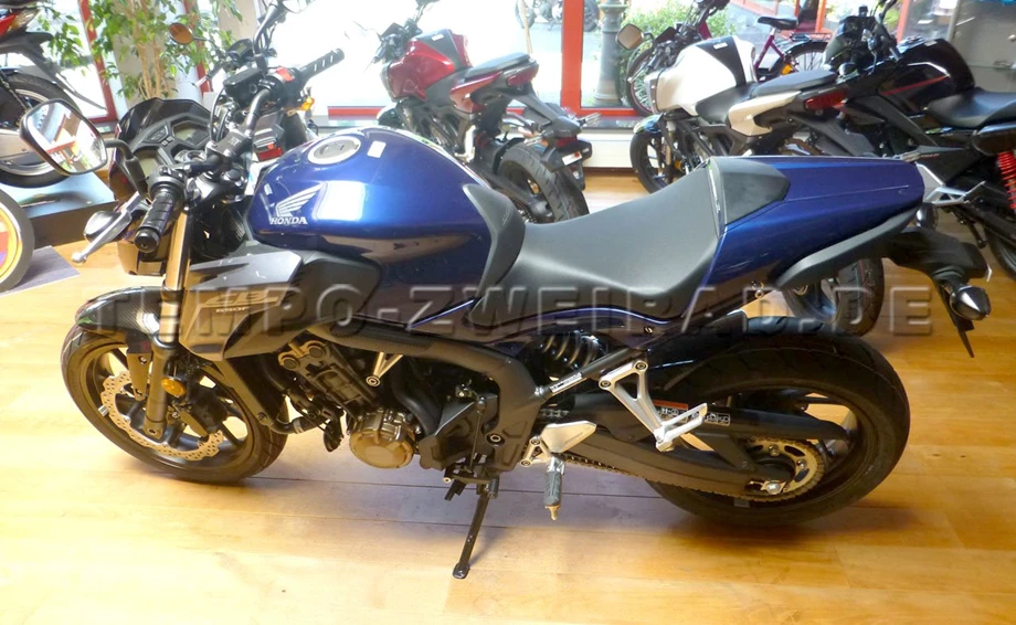 Umbgebautes Motorrad Honda CB 650 Bild 9: Umbgebautes Motorrad Honda CB 650