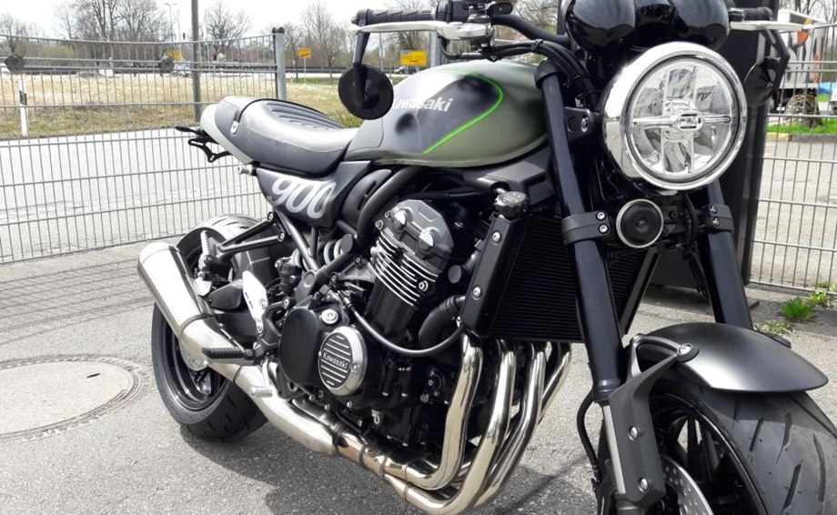 Rebuilt motorbike Kawasaki Z900 RS Bild 4: Rebuilt motorbike Kawasaki Z900 RS