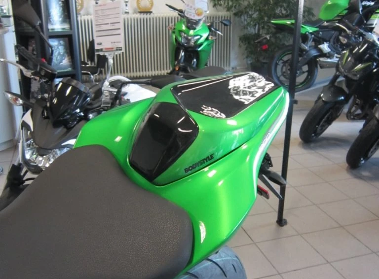 Rebuilt motorbike Kawasaki Z900 Bild 10: Rebuilt motorbike Kawasaki Z900