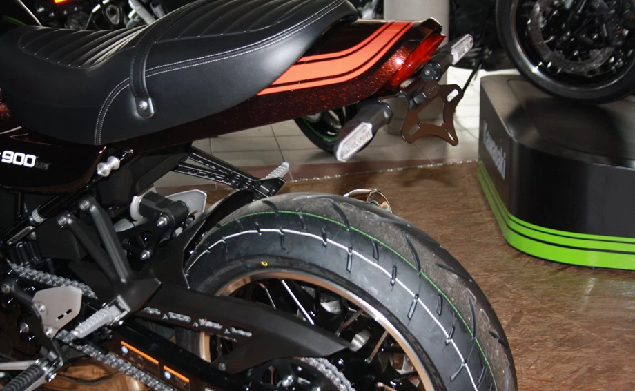 Umbgebautes Motorrad Kawasaki Z900 RS Bild 1: Umbgebautes Motorrad Kawasaki Z900 RS