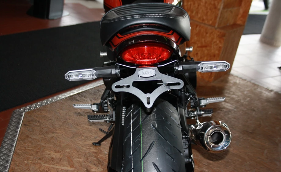 Umbgebautes Motorrad Kawasaki Z900 RS Bild 3: Umbgebautes Motorrad Kawasaki Z900 RS