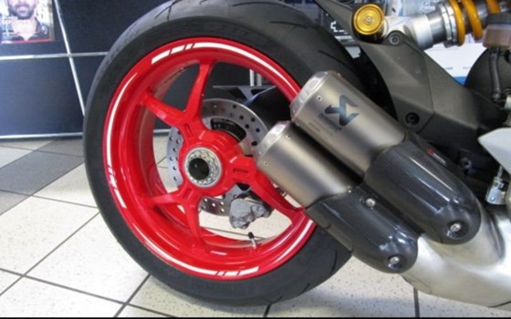 Umgebautes Motorrad Ducati SuperSport S von Team Wahlers GmbH - Bild 3 Umgebautes Motorrad Ducati SuperSport S von Team Wahlers GmbH - Bild 3