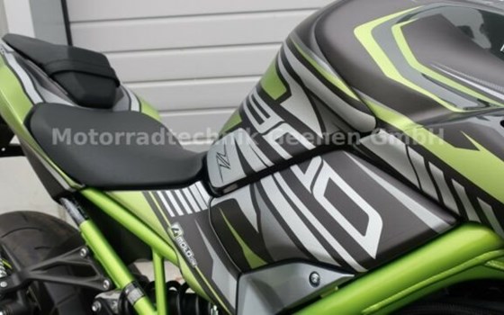 Umgebautes Motorrad Kawasaki Z900 von Motorradtechnik Geenen GmbH - Bild 1 Umgebautes Motorrad Kawasaki Z900 von Motorradtechnik Geenen GmbH - Bild 1