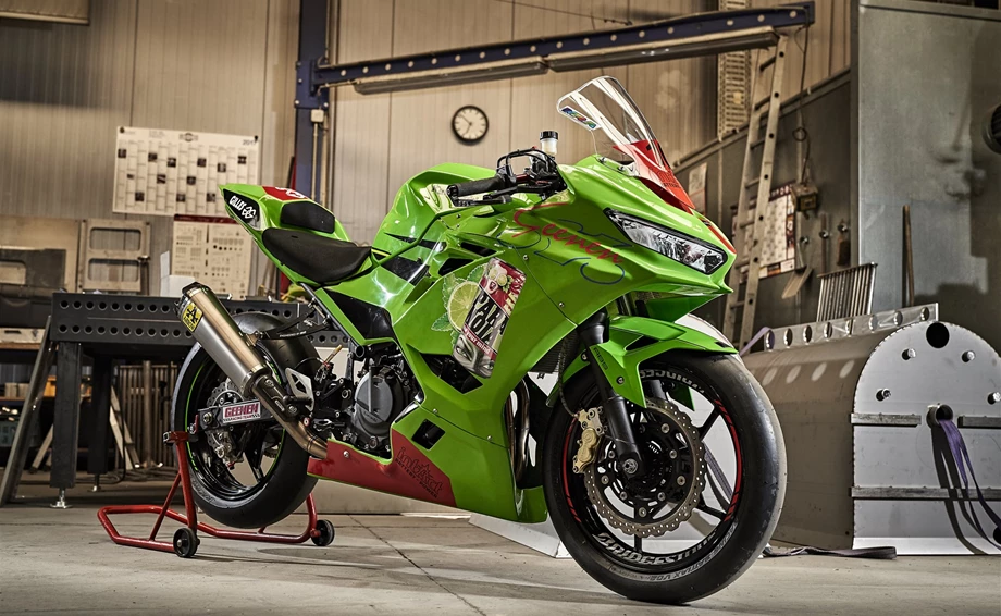 Umbgebautes Motorrad Kawasaki Ninja 400 Bild 1: Umbgebautes Motorrad Kawasaki Ninja 400