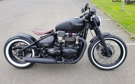 Umgebautes Motorrad Triumph Bonneville Bobber von Motorradhaus Löhmer GmbH - Bild 3 Umgebautes Motorrad Triumph Bonneville Bobber von Motorradhaus Löhmer GmbH - Bild 3