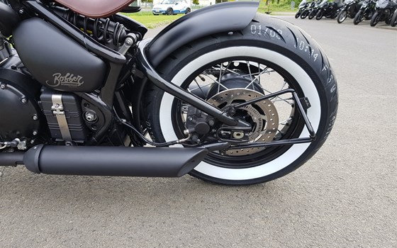 Umgebautes Motorrad Triumph Bonneville Bobber von Motorradhaus Löhmer GmbH - Bild 6 Umgebautes Motorrad Triumph Bonneville Bobber von Motorradhaus Löhmer GmbH - Bild 6