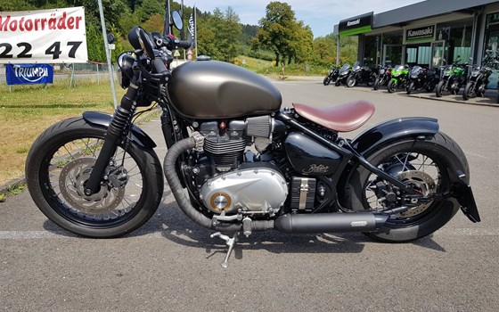 Umgebautes Motorrad Triumph Bonneville Bobber von Motorradhaus Löhmer GmbH - Bild 2 Umgebautes Motorrad Triumph Bonneville Bobber von Motorradhaus Löhmer GmbH - Bild 2