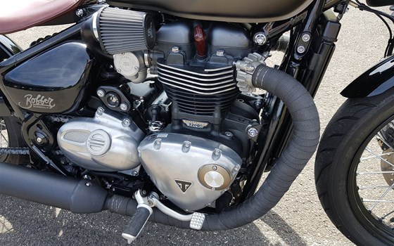 Umgebautes Motorrad Triumph Bonneville Bobber von Motorradhaus Löhmer GmbH - Bild 7 Umgebautes Motorrad Triumph Bonneville Bobber von Motorradhaus Löhmer GmbH - Bild 7