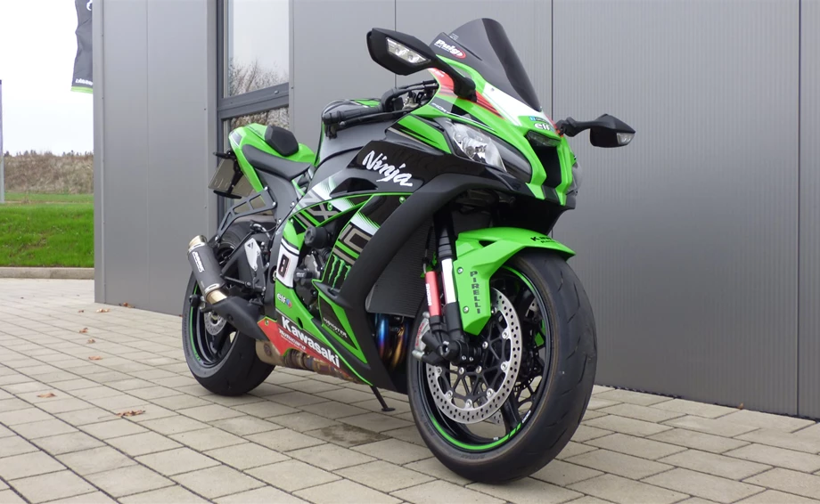 Umbgebautes Motorrad Kawasaki Ninja ZX-10R KRT Bild 2: Umbgebautes Motorrad Kawasaki Ninja ZX-10R KRT