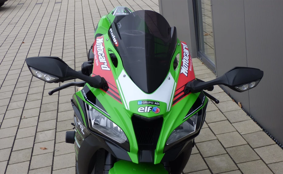 Umbgebautes Motorrad Kawasaki Ninja ZX-10R KRT Bild 3: Umbgebautes Motorrad Kawasaki Ninja ZX-10R KRT