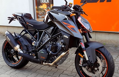 KTM 1290 Super Duke R Custom Bike KTM 1290 Super Duke R Custom Bike