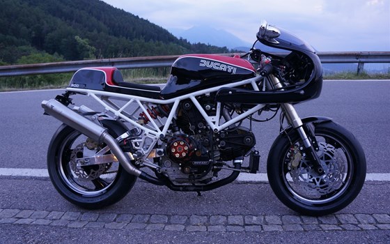 Umgebautes Motorrad Ducati 900 SS von RainerR1 - Bild 1 Umgebautes Motorrad Ducati 900 SS von RainerR1 - Bild 1