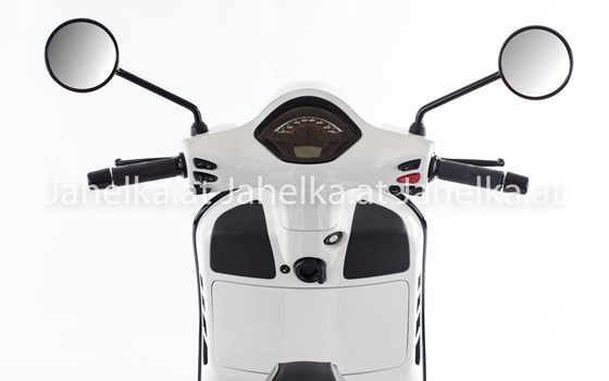Umgebautes Motorrad Vespa GTS 300 i.e. Super von Jahelka Zweirad GmbH - Bild 6 Umgebautes Motorrad Vespa GTS 300 i.e. Super von Jahelka Zweirad GmbH - Bild 6