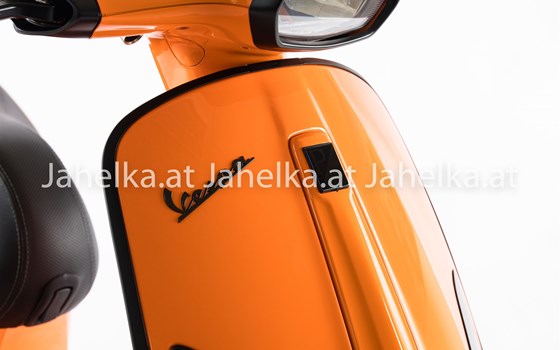 Umgebautes Motorrad Vespa Sprint 125 i.e. 3V von Jahelka Zweirad GmbH - Bild 12 Umgebautes Motorrad Vespa Sprint 125 i.e. 3V von Jahelka Zweirad GmbH - Bild 12