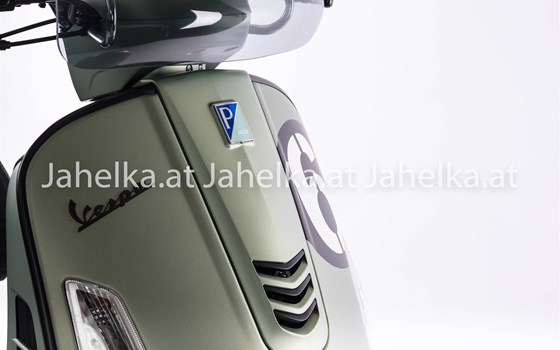 Umgebautes Motorrad Vespa GTV 300 Special Edition Sei Giorni Euro4 von Jahelka Zweirad GmbH - Bild 2 Umgebautes Motorrad Vespa GTV 300 Special Edition Sei Giorni Euro4 von Jahelka Zweirad GmbH - Bild 2