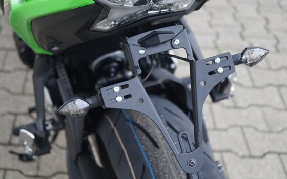 Umgebautes Motorrad Kawasaki Ninja 650 KRT von Rolf Berentelg GmbH & Co.KG - Bild 5 Umgebautes Motorrad Kawasaki Ninja 650 KRT von Rolf Berentelg GmbH & Co.KG - Bild 5