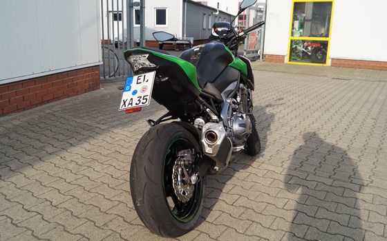 Umgebautes Motorrad Kawasaki Z900 von Rolf Berentelg GmbH & Co.KG - Bild 5 Umgebautes Motorrad Kawasaki Z900 von Rolf Berentelg GmbH & Co.KG - Bild 5