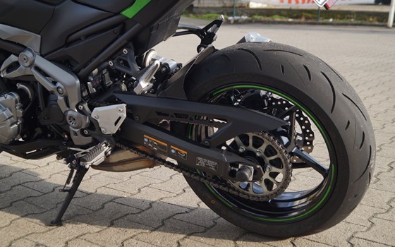Umgebautes Motorrad Kawasaki Z900 von Rolf Berentelg GmbH & Co.KG - Bild 4 Umgebautes Motorrad Kawasaki Z900 von Rolf Berentelg GmbH & Co.KG - Bild 4