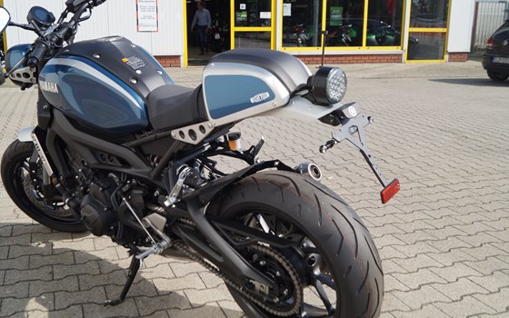 Umgebautes Motorrad Yamaha XSR900 von Rolf Berentelg GmbH & Co.KG - Bild 8 Umgebautes Motorrad Yamaha XSR900 von Rolf Berentelg GmbH & Co.KG - Bild 8