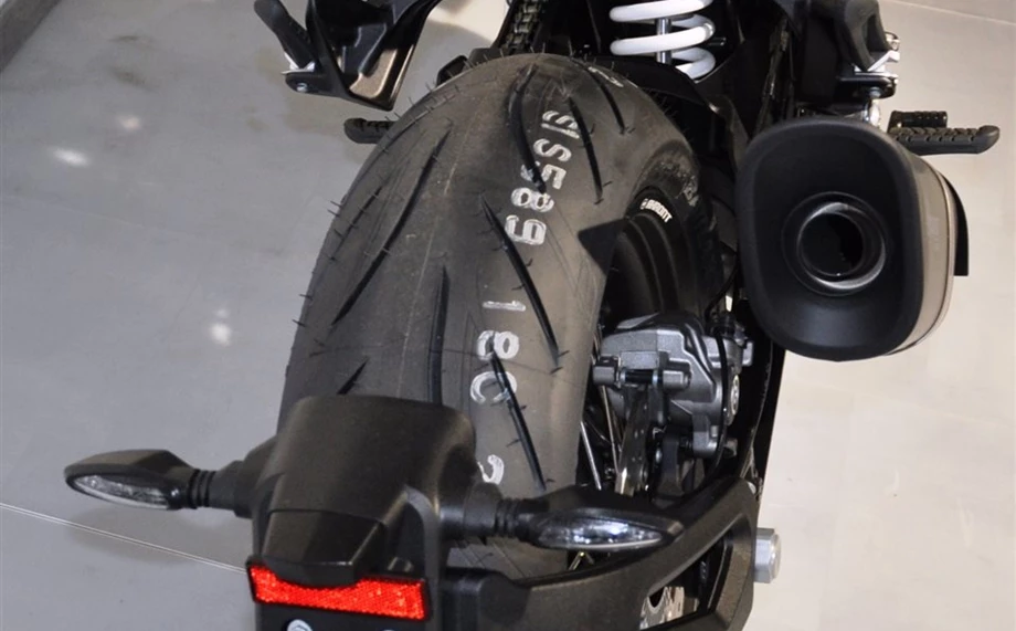 Umbgebautes Motorrad Husqvarna Vitpilen 701 Bild 6: Umbgebautes Motorrad Husqvarna Vitpilen 701