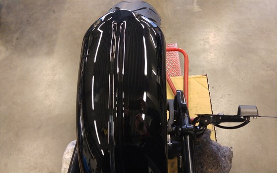Umgebautes Motorrad Triumph Bonneville Bobber von Stärker-Profil GmbH - Bild 2 Umgebautes Motorrad Triumph Bonneville Bobber von Stärker-Profil GmbH - Bild 2