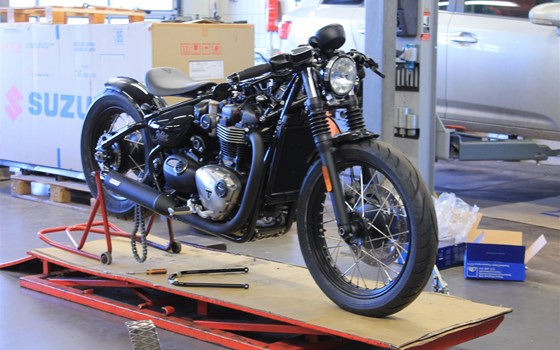Umgebautes Motorrad Triumph Bonneville Bobber von Stärker-Profil GmbH - Bild 19 Umgebautes Motorrad Triumph Bonneville Bobber von Stärker-Profil GmbH - Bild 19